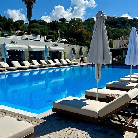 Liberatos Village Aparthotel 3*
