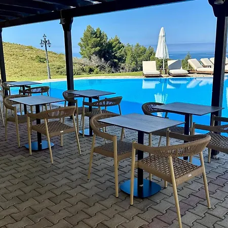 Hotel apartamentowy Liberatos Village Argostoli (Kefalonia)