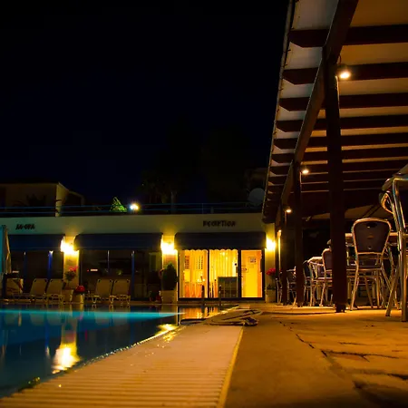 Liberatos Village 3*