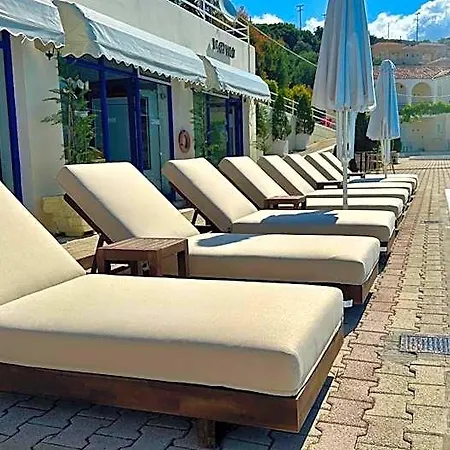 Liberatos Village Lägenhetshotell 3*