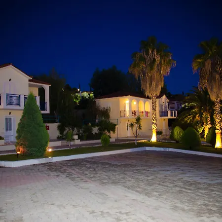 Liberatos Village Hotel apartamentowy 3*